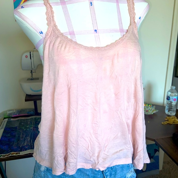 Forever 21 light pink Crochet razor back tank - Picture 1 of 2